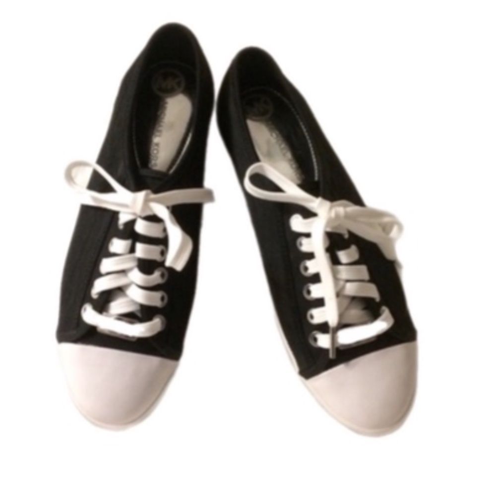 Michael Kors Rubber Toe & Canvas Low Top Luxury Sneaker